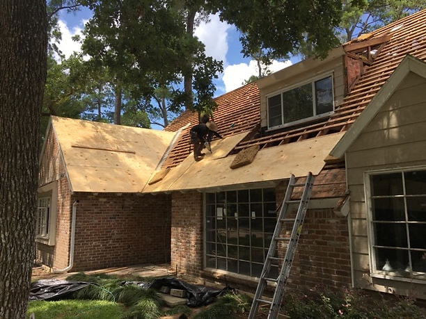 Re-decking a Houston roof during a full replacement
